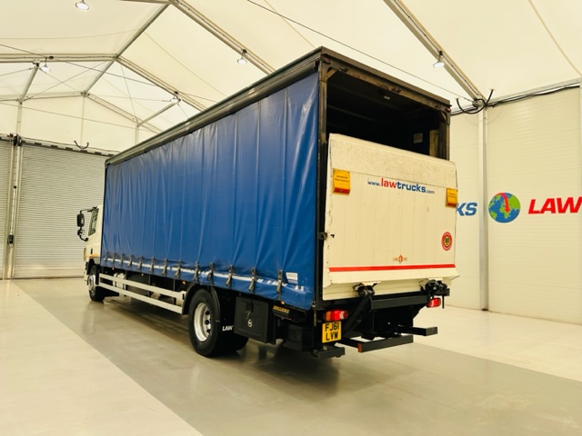 DAF CF65 250 Sleeper Cab Curtainsider