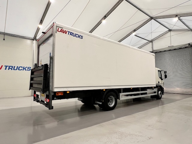 DAF LF 250 4×2 Rest Cab Fridge Box