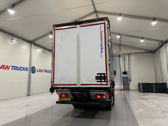 Mercedes Actros 2530 6×2 Sleeper Cab Curtainsider