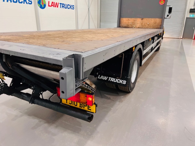 Mercedes Axor 1824 Sleeper Cab Flatbed