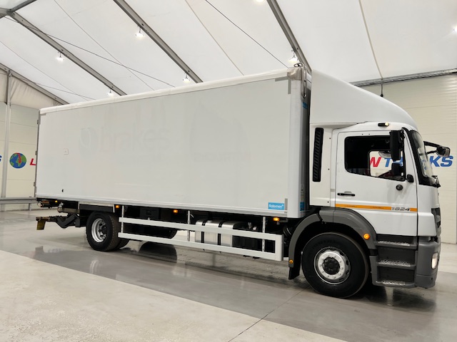 Mercedes Axor 1824 Day Cab Fridge Box Van