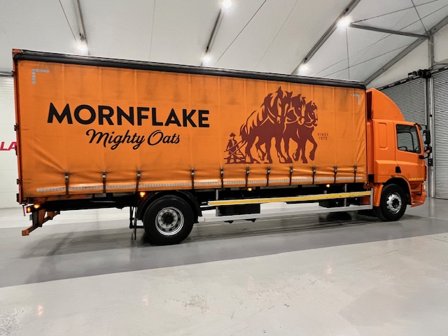 DAF CF65 220 Sleeper Cab Curtainsider