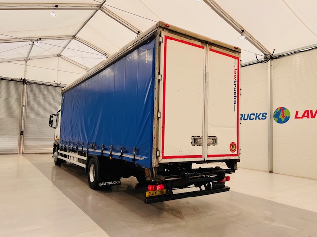 Mercedes Actros 1830 Sleeper Cab Curtainsider