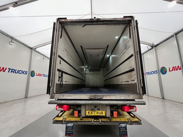 Scania P250 4×2 Sleeper Cab Fridge Box