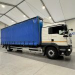 MAN TGM 18.250 4×2 Sleeper Cab Curtainsider - thumbnail
