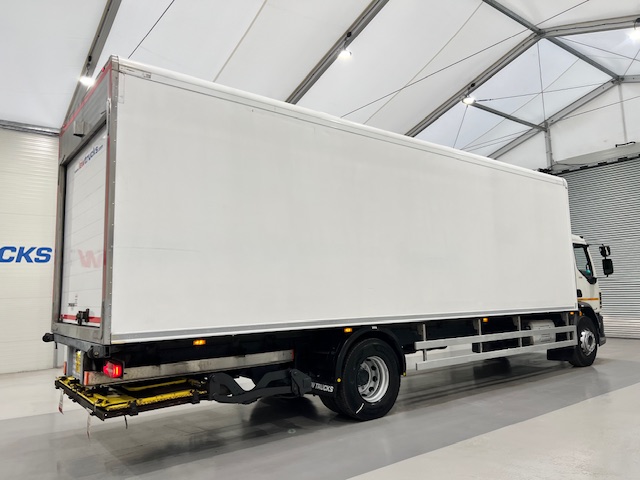 DAF LF 230 4×2 Day Cab Fridge Box