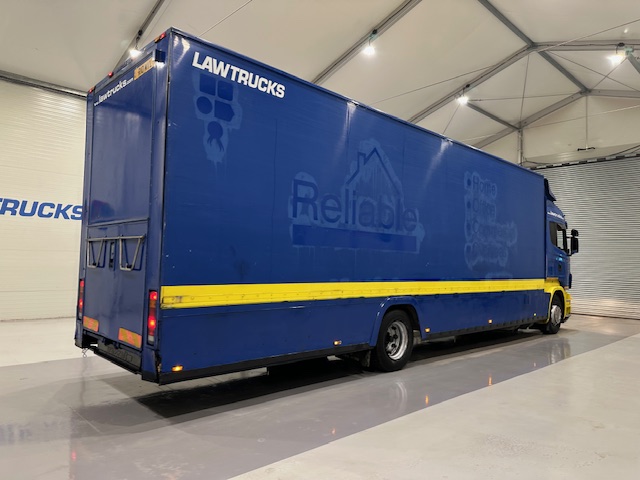 Scania R270 4×2 Sleeper Cab Box Van Manual