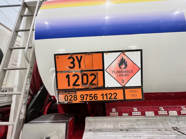 Volvo FM 300 6×2 20,000 Litre Fuel Tanker
