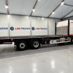 Volvo FM 330 6×2 Rear Lift Sleeper Cab Flatbed - thumbnail