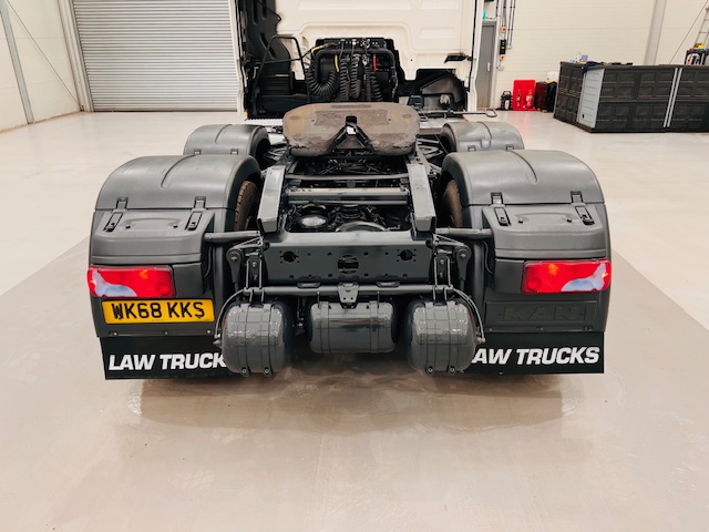 MAN TGX 26.460 6×2 Tractor Unit