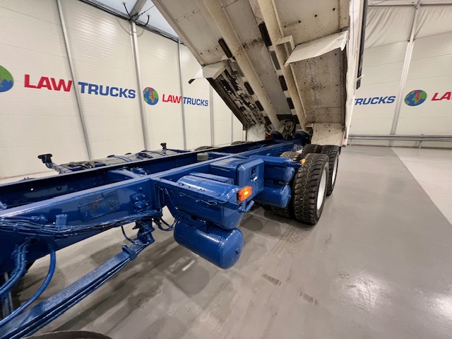 Scania P410 8×4 Rest Cab Tipper Manual