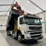 Volvo FM 370 8×4 Steel Tipper Grab - thumbnail
