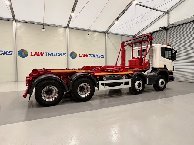 Scania P370 8×4 Rest Cab Hookloader Manual