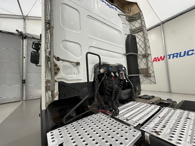 Renault Premium 460 6×2 Midlift Tractor Unit