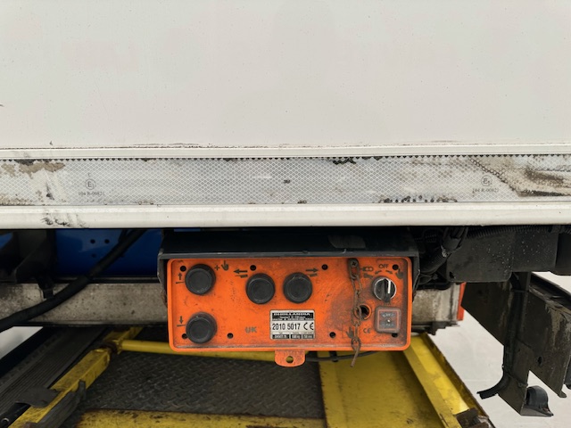 Scania P250 4×2 Sleeper Cab Fridge Box
