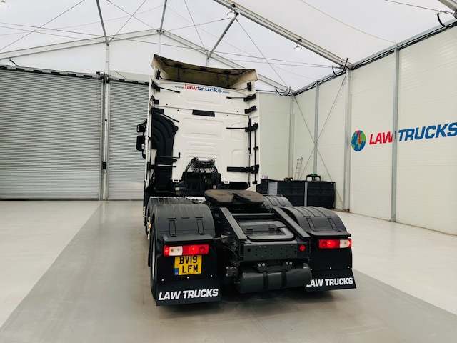 Renault T460 6×2 Midlift Tractor Unit