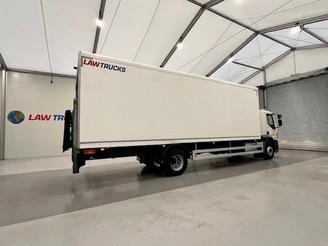 DAF LF 250 4×2 Rest Cab Fridge Box