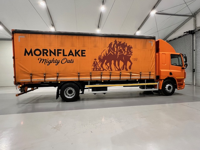 DAF CF65 220 Sleeper Cab Curtainsider