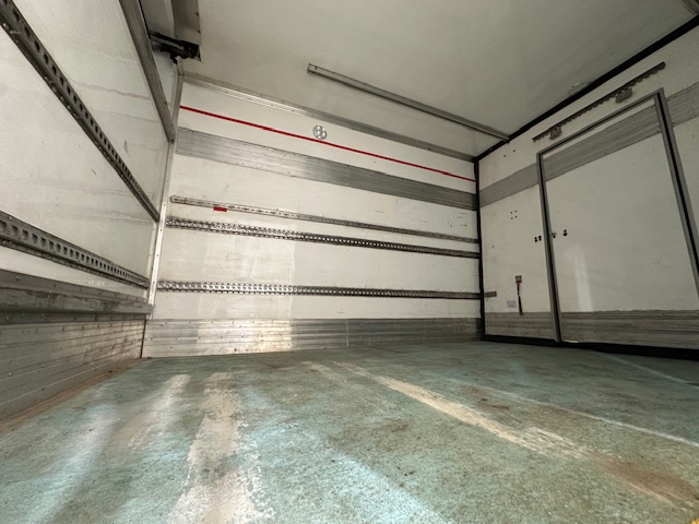 Mercedes Axor 1824 Day Cab Fridge Box