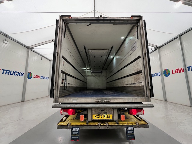 Scania P250 4×2 Sleeper Cab Fridge Box