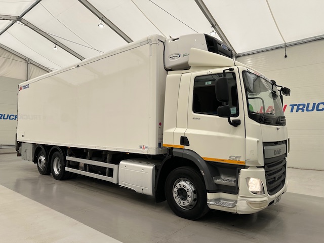 DAF CF 290 6×2 Rear Steer Fridge Box