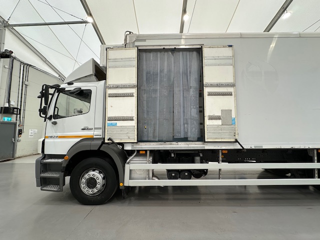 Mercedes Axor 1824 Day Cab Fridge Box