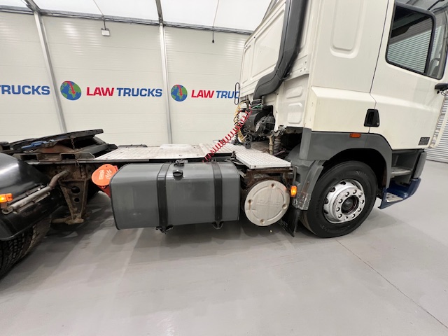 DAF CF85 380 4×2 Sleeper Cab Tractor Unit Manual