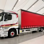 Mercedes Actros 1824 4×2 Sleeper Cab Curtainsider - thumbnail