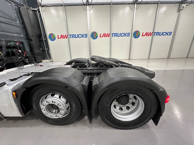 DAF XF 480 6×2 Midlift Tractor Unit