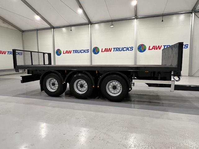 Montracon Tri Axle Flatbed Drawbar Trailer