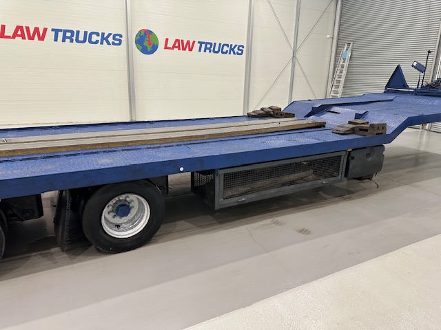Southfields Tandem Axle Caravan Carrier Lowloader