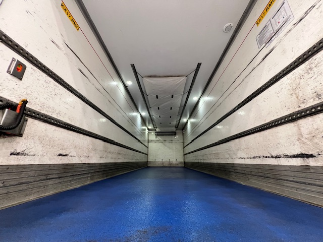 Scania P250 4×2 Sleeper Cab Fridge Box