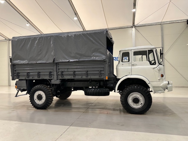 Bedford MJ 330 4×4 Cargo Truck