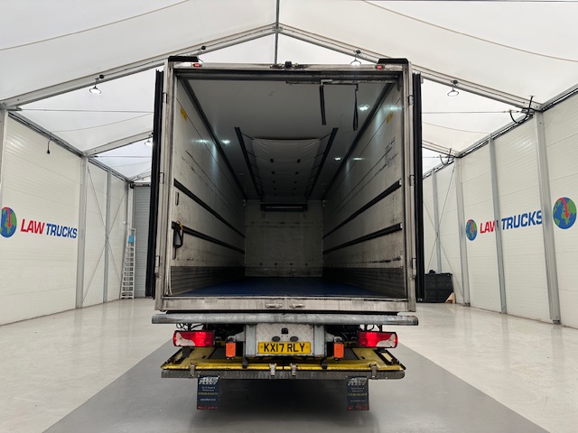 Scania P250 4×2 Sleeper Cab Fridge Box