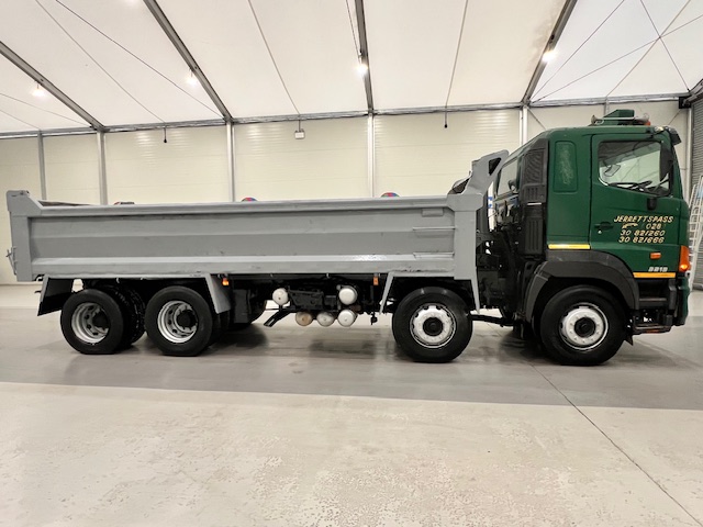 Hino 3241 700 8×4 Sleeper Cab Steel Tipper