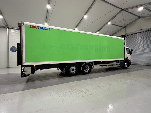 Scania P280 6×2 Rear Lift Day Cab Fridge Box
