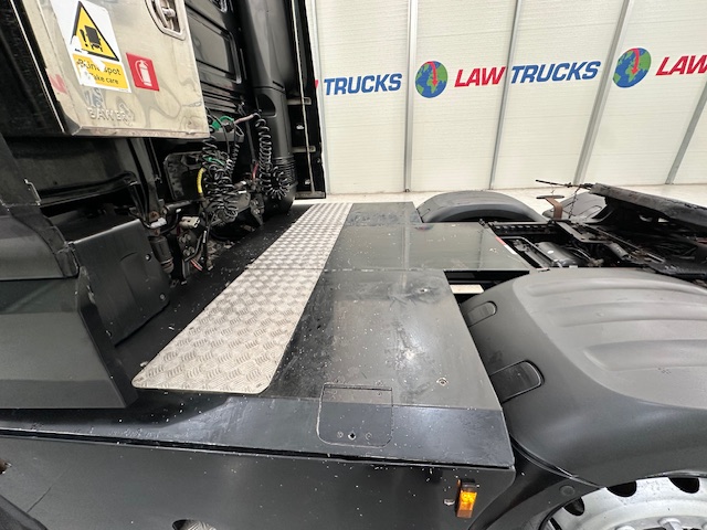 DAF XF 510 6×2 Midlift Tractor Unit