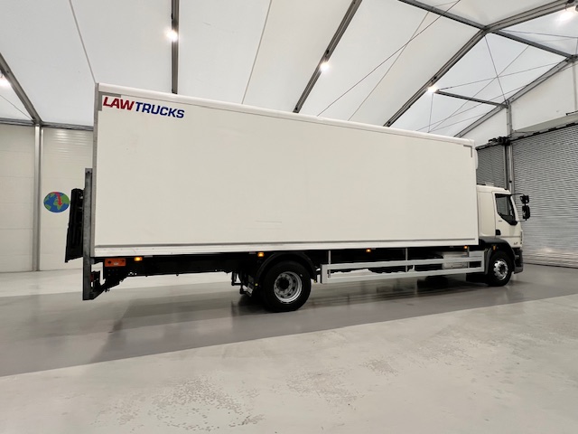 DAF LF 250 4×2 Rest Cab Fridge Box