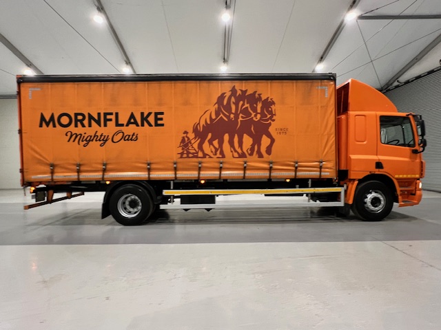 DAF CF65 220 Sleeper Cab Curtainsider