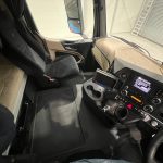Mercedes Actros 2530 6×2 Sleeper Cab Curtainsider - thumbnail