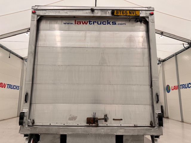 Scania P250 4×2 Sleeper Cab Box Van Manual