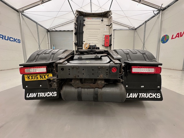 Volvo FH 460 6×2 Midlift Tractor Unit
