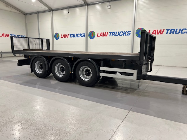 Montracon Tri Axle Flatbed Drawbar Trailer