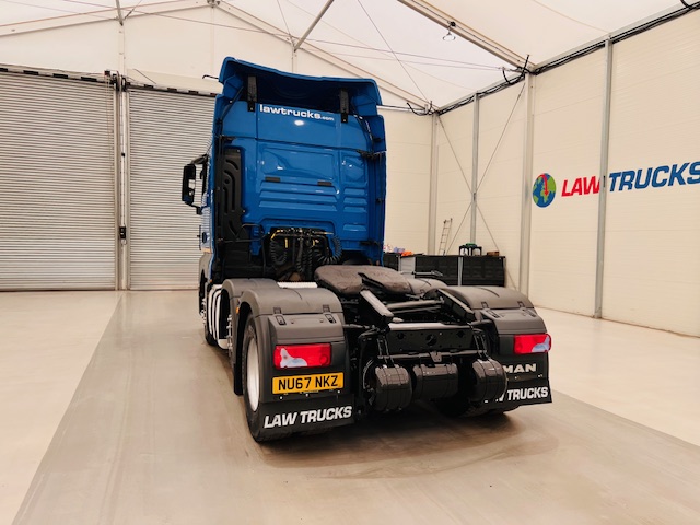 MAN TGX 26.420 6×2 Midlift Tractor Unit