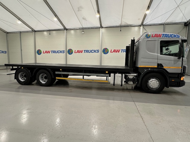 Scania P94 260 10 Tyre Sleeper Cab Flatbed