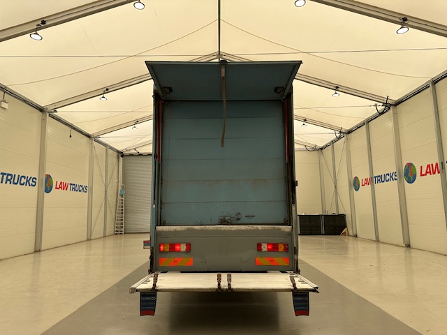 Mercedes Axor 2529 Rear Lift Sleeper Cab Box Van