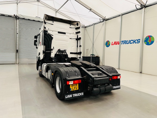 Renault T460 6×2 Midlift Tractor Unit
