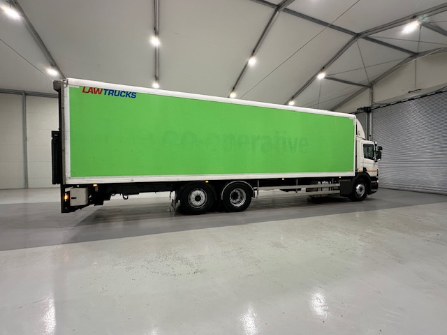 Scania P280 6×2 Rear Lift Day Cab Fridge Box