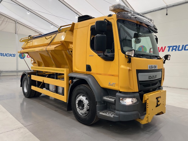 DAF LF 250 4×2 Sleeper Cab Gritter