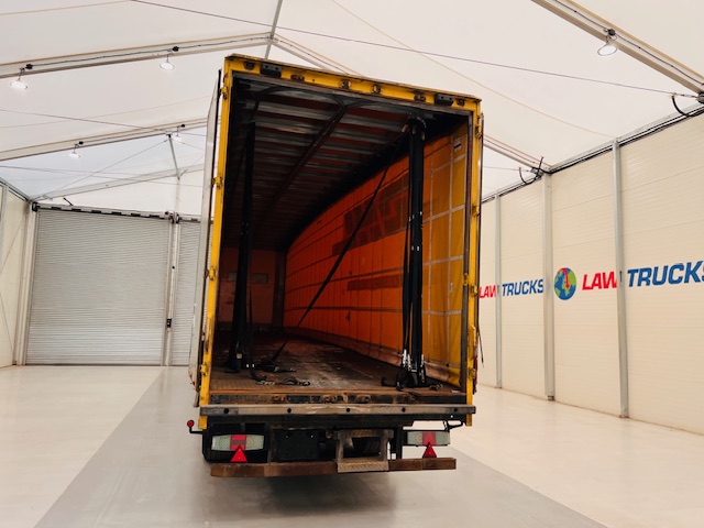 Don Bur Tri Axle Curtainsider Trailer